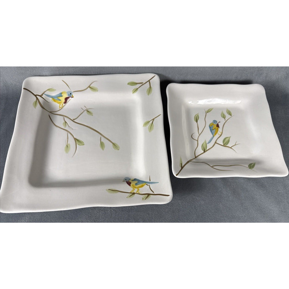 Pier 1 One ROBIN Earthenware 11" 8" Square Dinner‎ Plate Bird Scalloped SET OF 2 - Picture 1 of 9